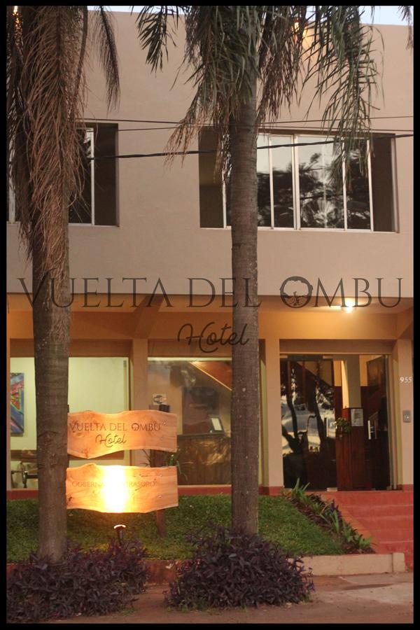 Hotel Vuelta Del Ombu Gobernador Virasora Dış mekan fotoğraf