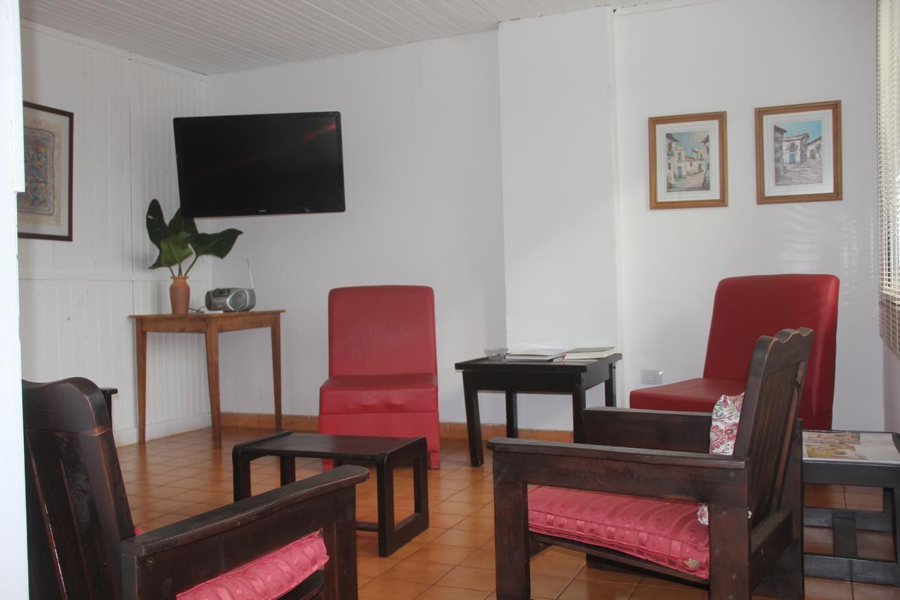Hotel Vuelta Del Ombu Gobernador Virasora Dış mekan fotoğraf
